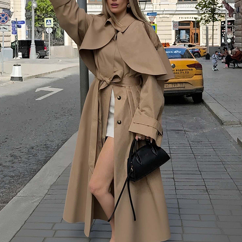 Mathilde — Trench ceinturé à empiècement cape — vue du modèle