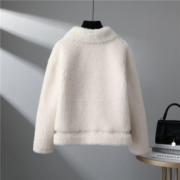 Hortense — Veste bouclée zippée à poches plaquées — vue du modèle