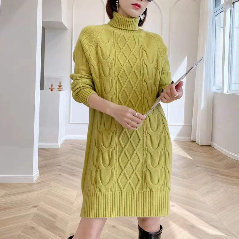 Ninon — Pull tunique à col montant et torsades — Jaune olive
