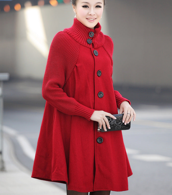 Suzanne — Manteau évasé à col et poignets côtelés — Rouge