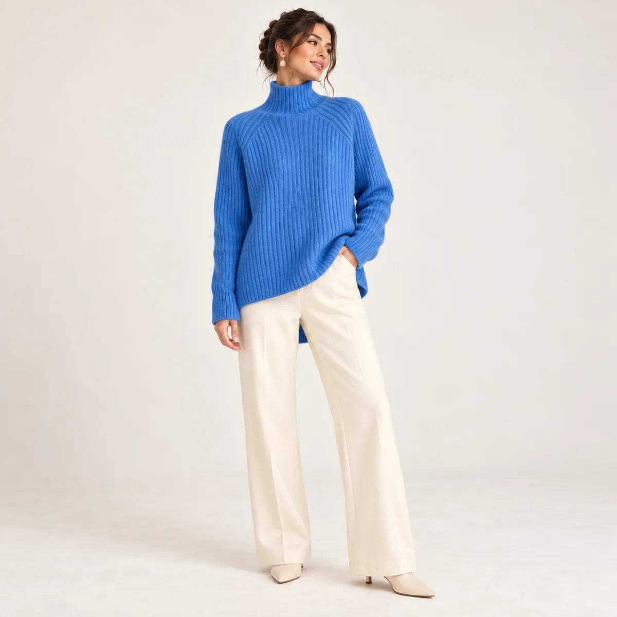 Anaïs — Pull côtelé à col cheminée — Bleu