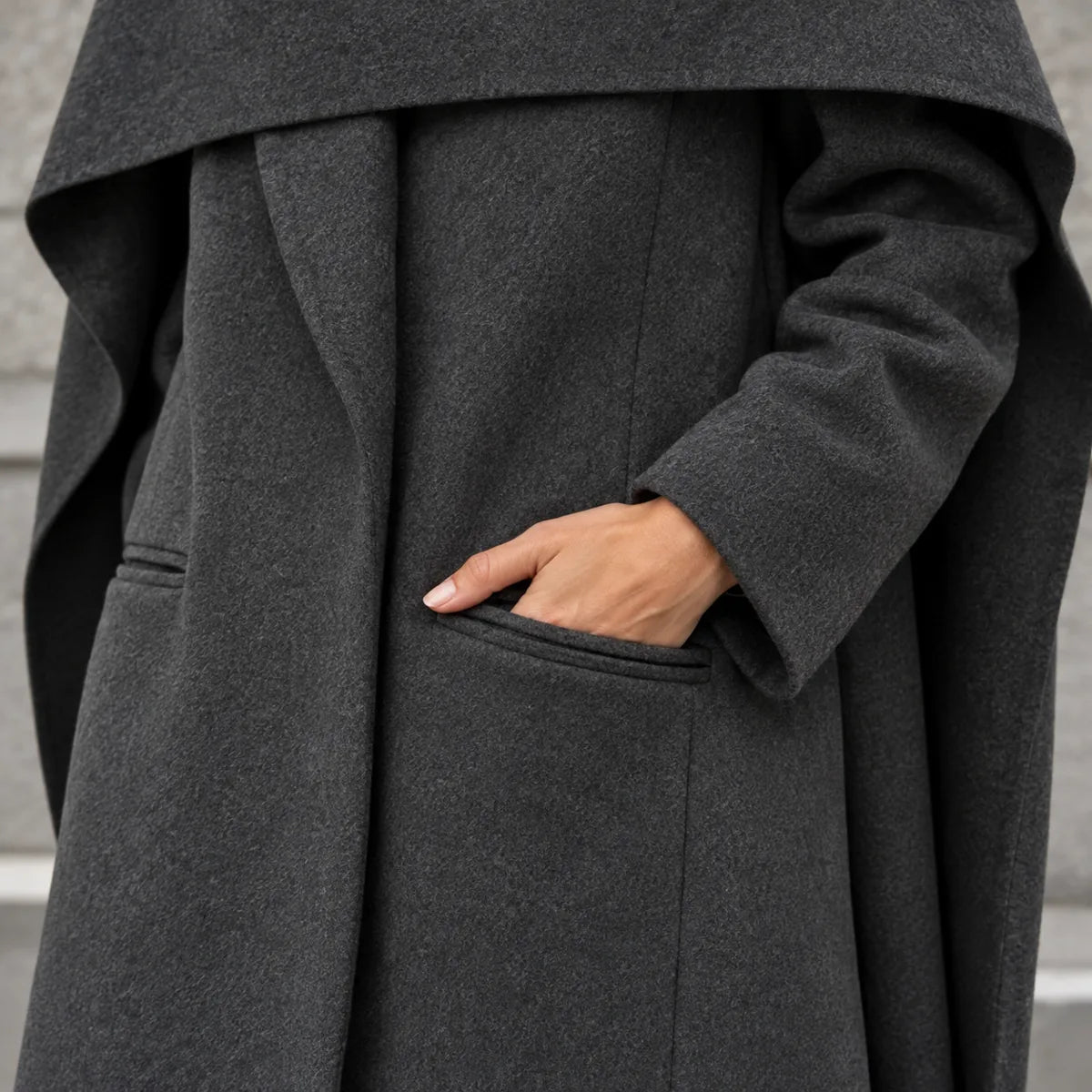 Apolline gris anthracite — détail de la poche passepoilée