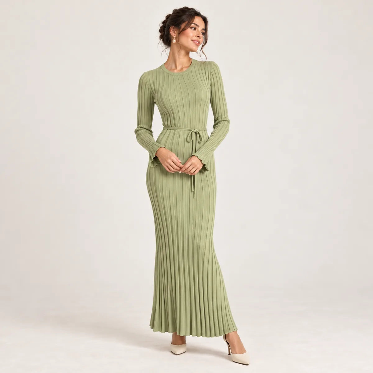 Charlotte — Robe longue côtelée à taille nouée — Vert sauge