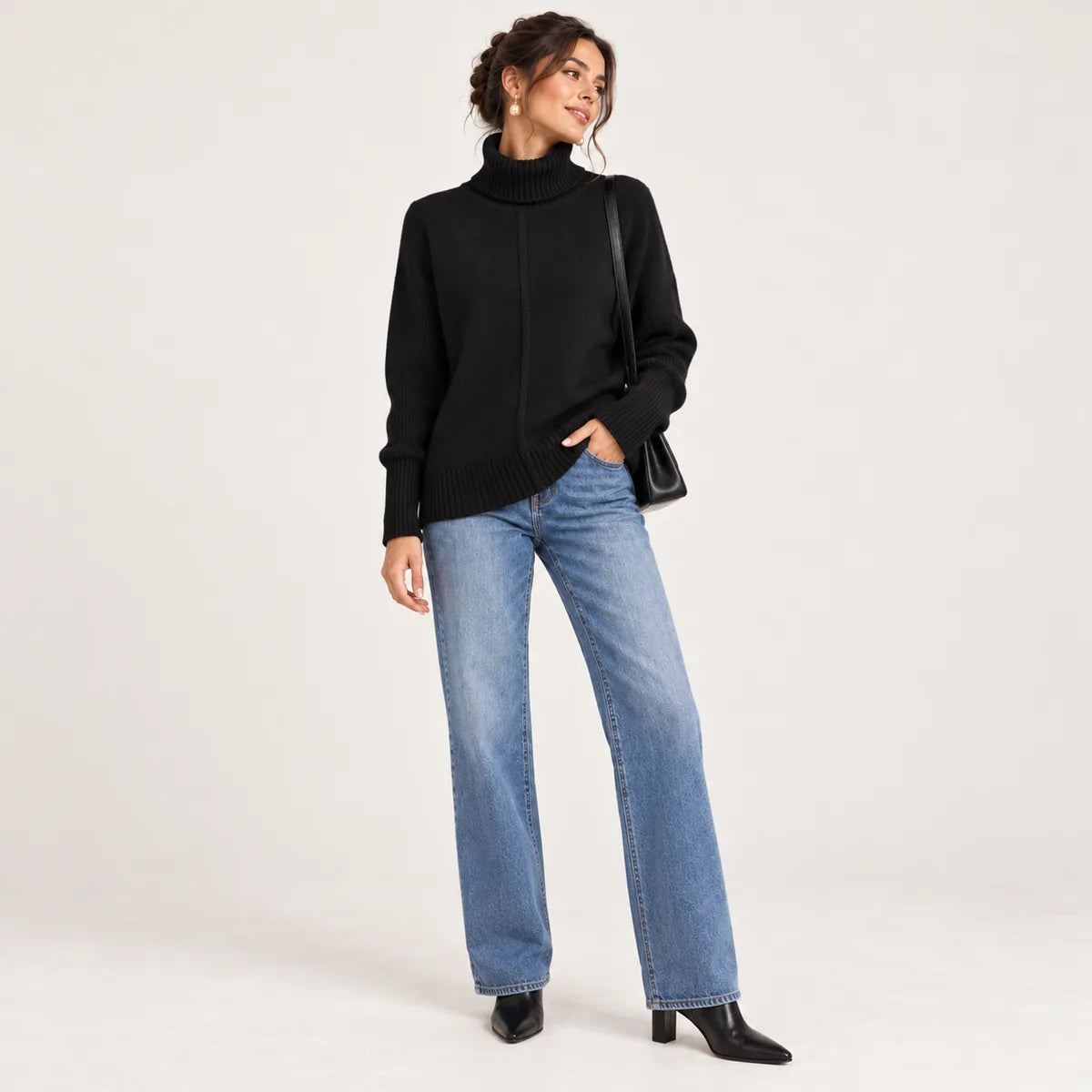 Marianne — Pull ample à col roulé et couture centrale — Noir