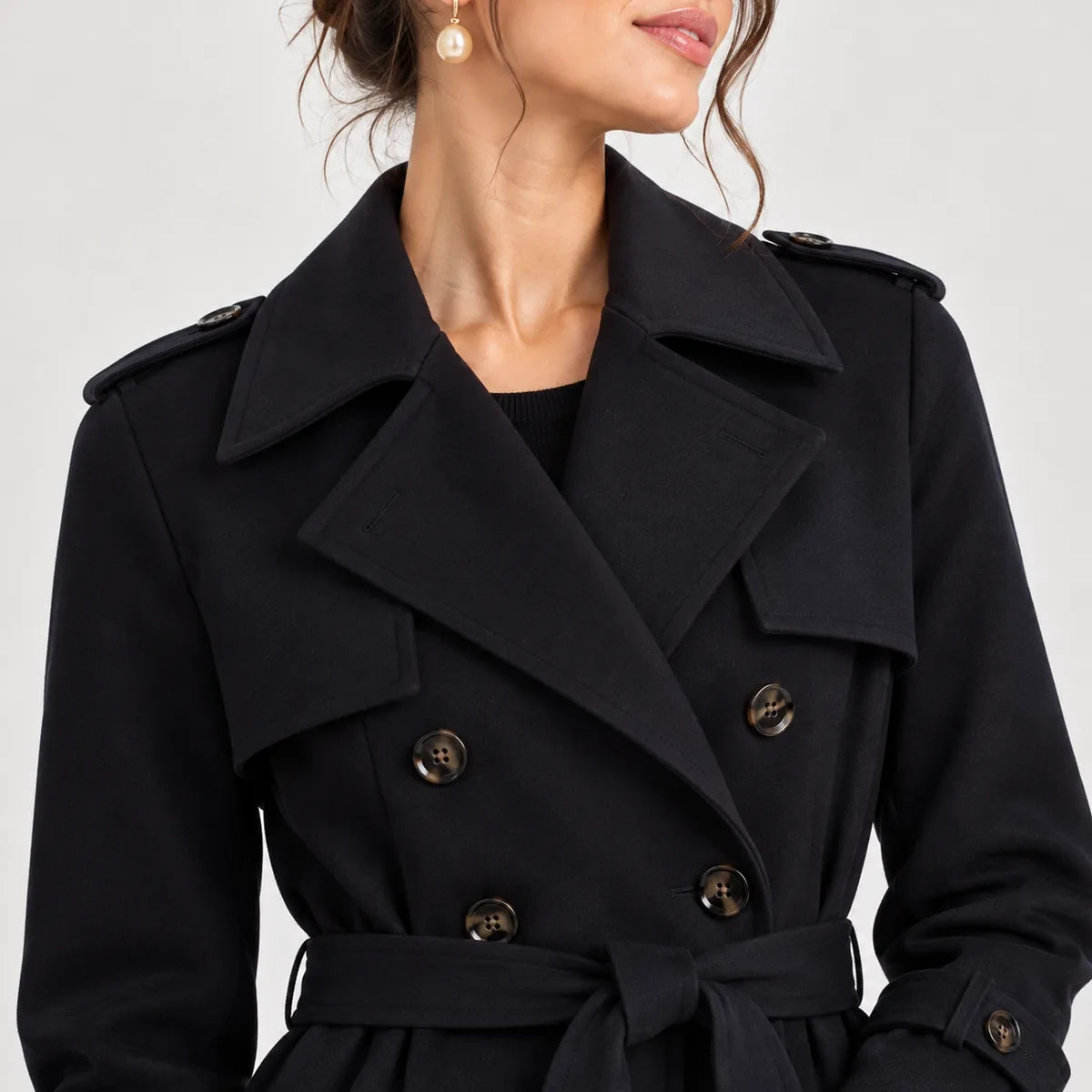 Gabrielle — Trench classique ceinturé — détail et finition
