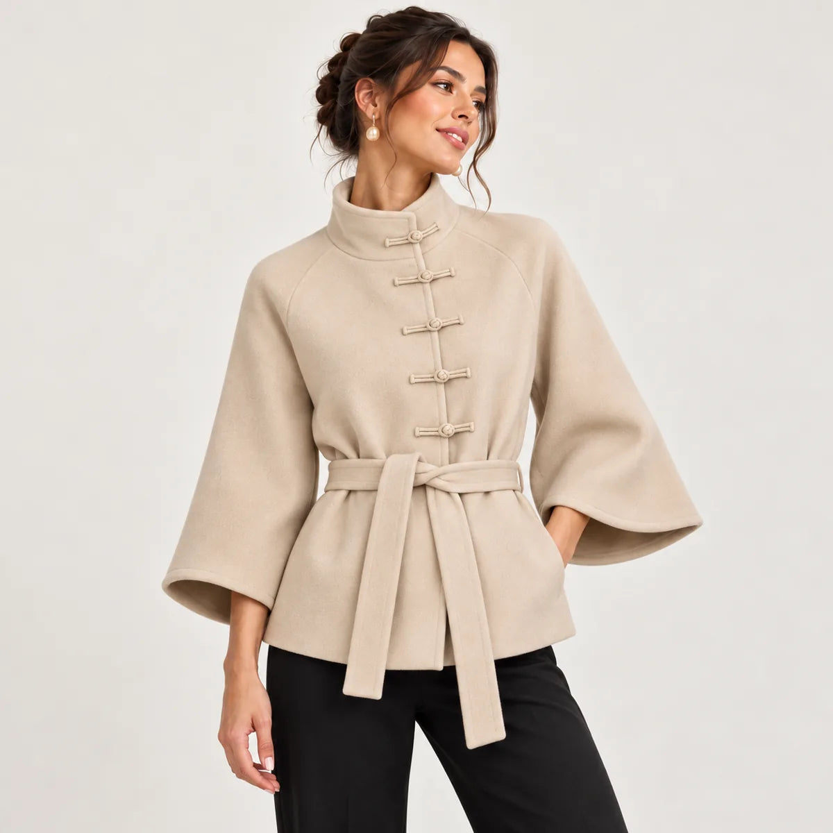 Inès — veste ivoire, manches évasées