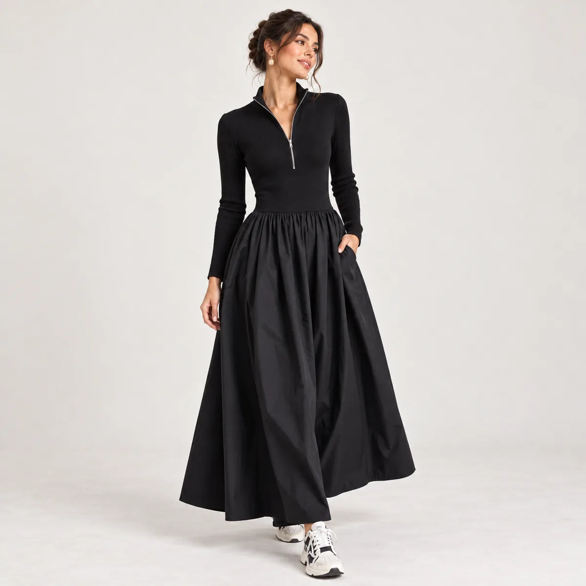 Coralie — Robe longue à col zippé et jupe plissée — détail et finition