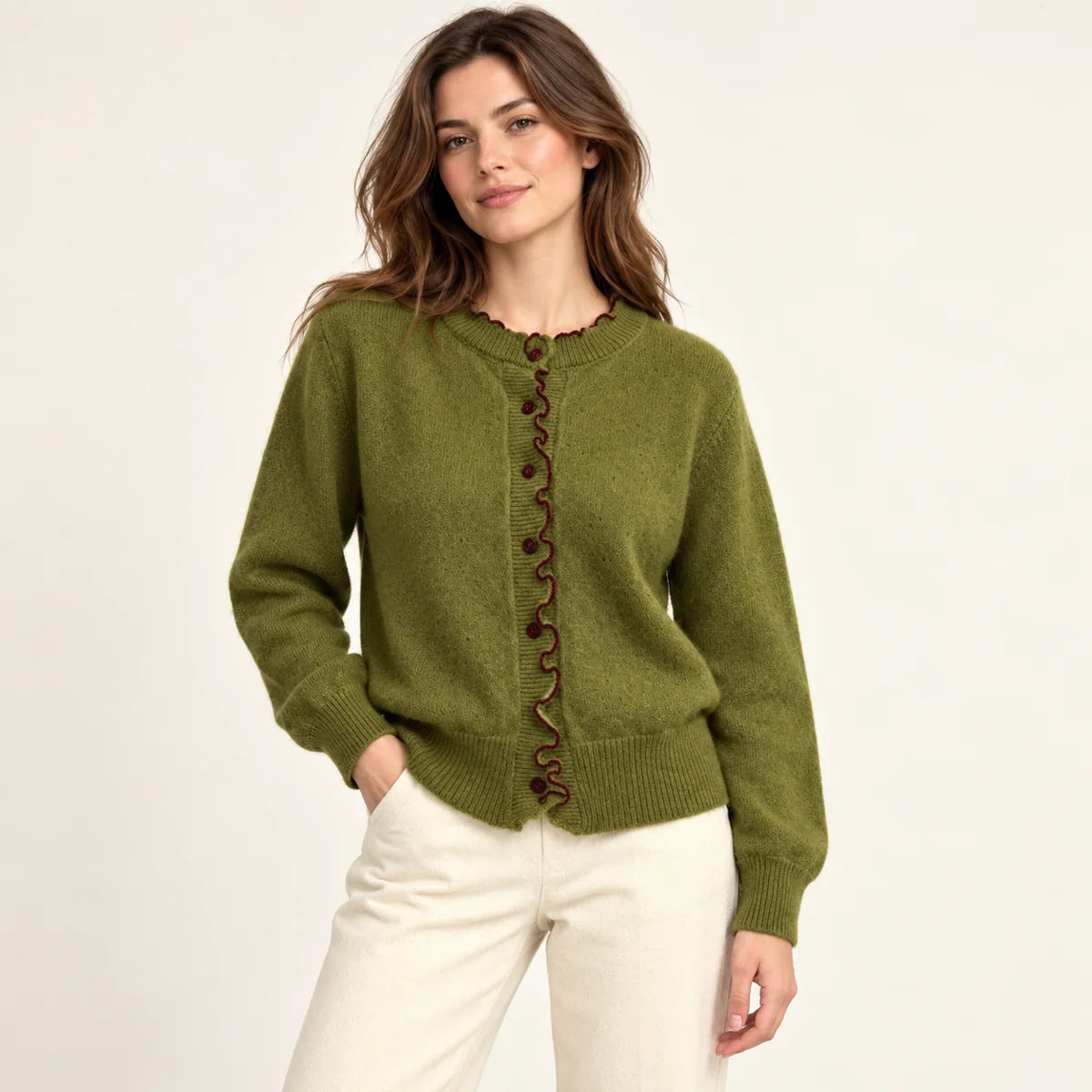 Juliette — Cardigan à bordures ondulées — Vert olive