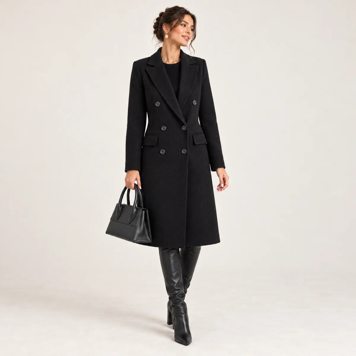 Margot — Manteau droit à double boutonnage — Noir